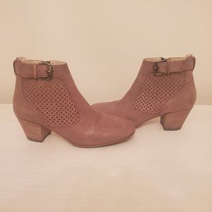 Aquatalia Beige Booties